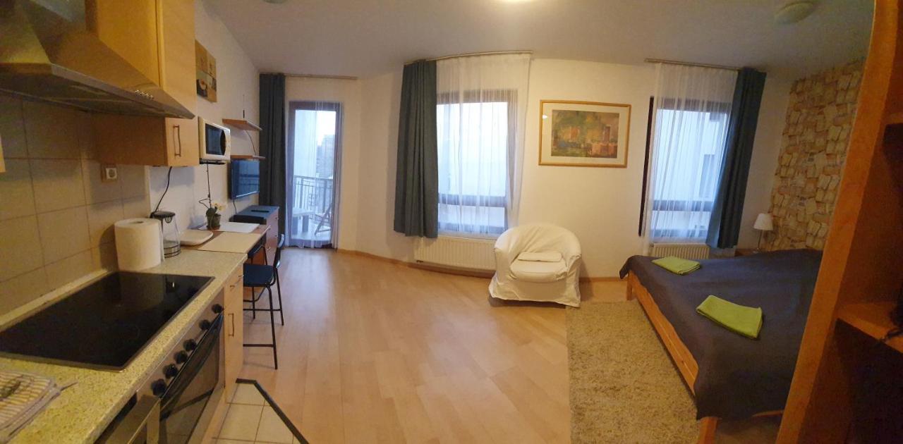 Princess And Prince Apartman Будапеща Екстериор снимка